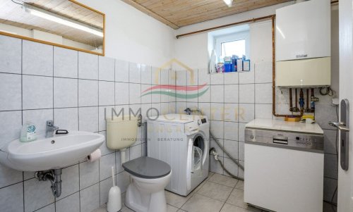 (AAA) Einfamilienhaus oberhalb von Héviz in ruhiger Weinberg-Lage (33897)