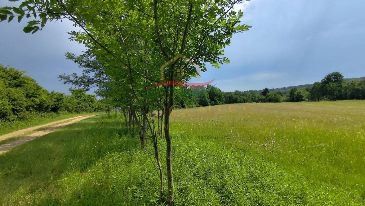 Grosses panoramisches Traumgrundstück nahe der österreichisch-ungarischen Grenze (RV1612)