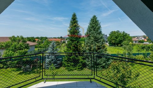 (AAA) Exklusives Einfamilienhaus – Wo Natur und exklusiver Wohnkomfort aufeinandertreffen (33445)