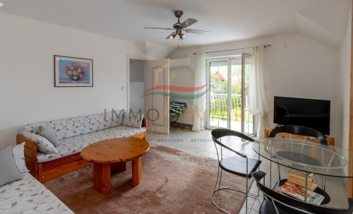 (AAA) Großzügiges Einfamilienhaus mit beeindruckendem Swimmingpool – Ideal als Familienwohnsitz oder Kapitalanlage (33912)
