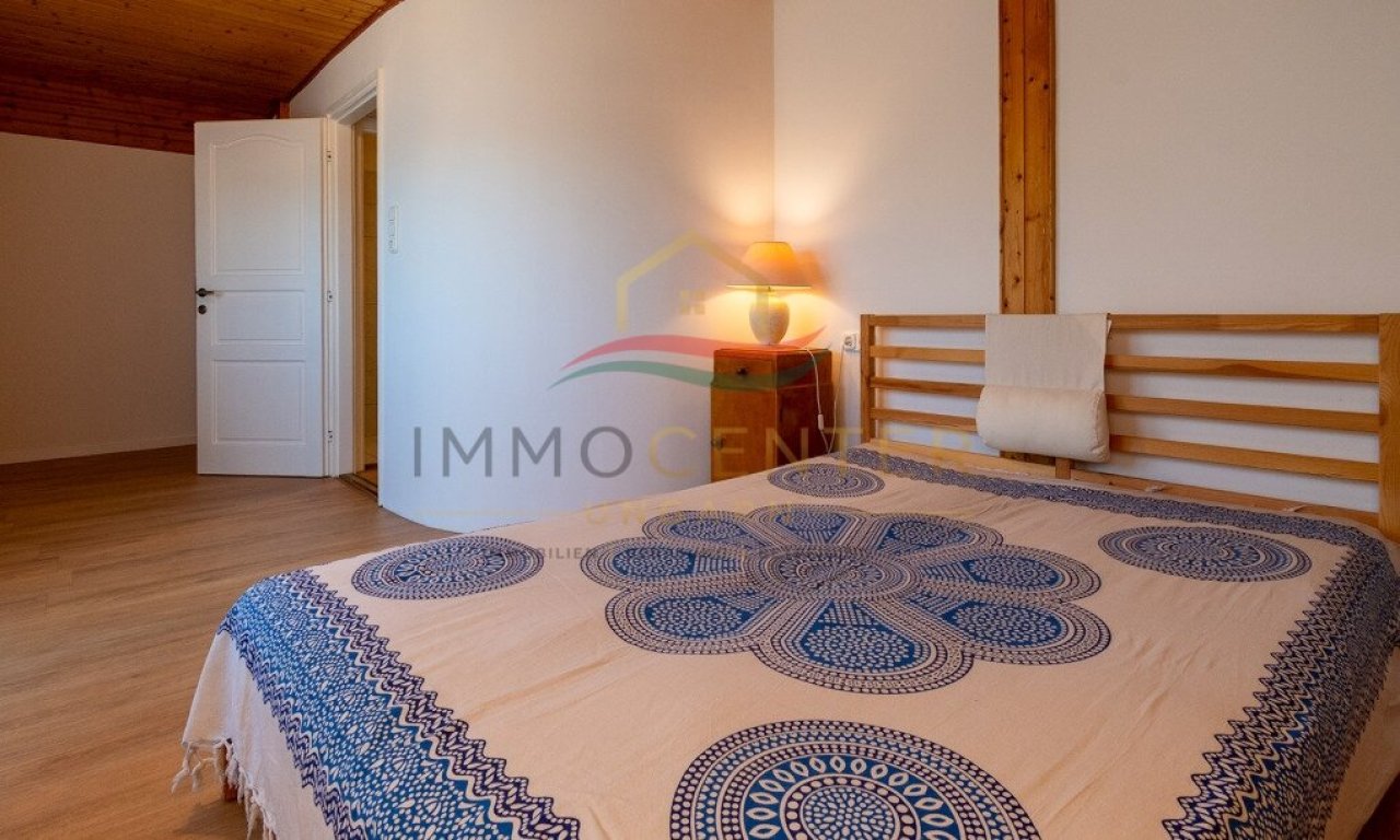 (AAA) Hervorragende Gelegenheit– Einfamilienhaus in Seenähe auf einem wunderschön angelegten Grundstück (33695)