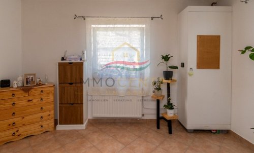 (AAA) Gepflegtes Landhaus in gutem Zustand und ruhiger Umgebung (33908)