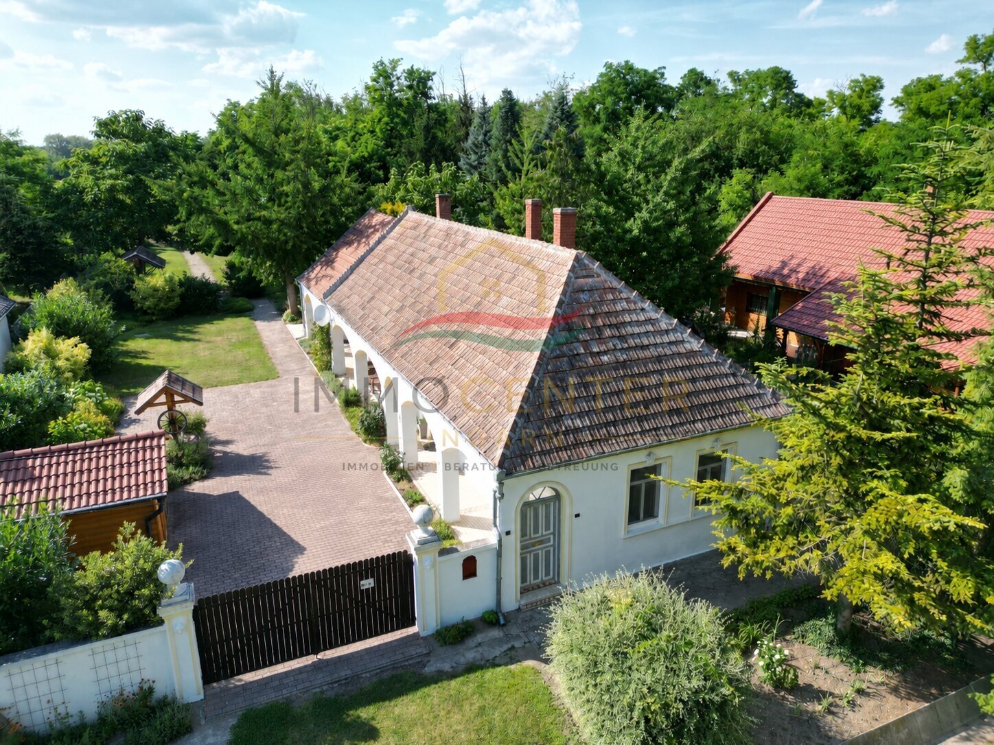 (AAA) Charmantes Landhaus mit Stall und großem Garten