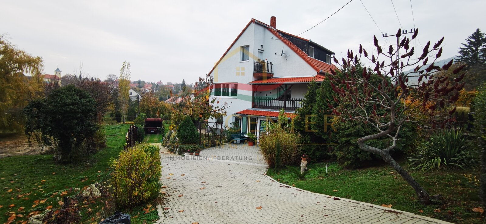(AAA) Freistehendes Mehrgenerationenhaus in sehr guter Qualität (CM1128)