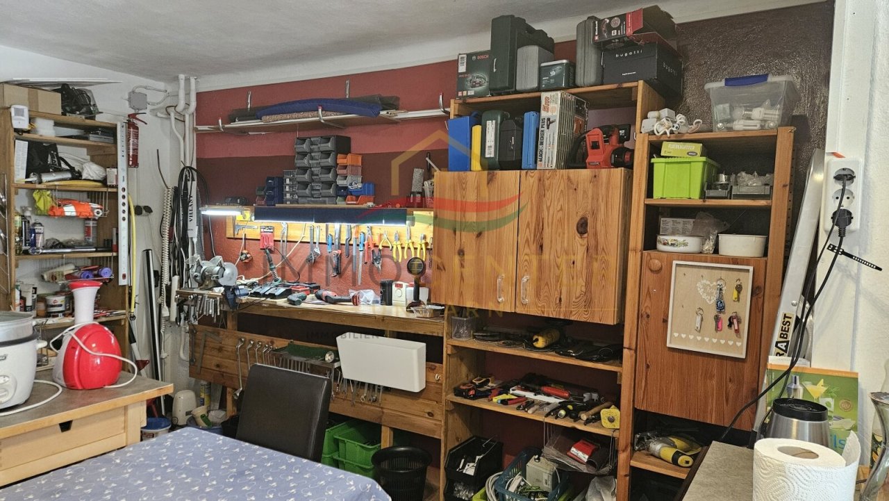 (AAA) Freistehendes Mehrgenerationenhaus in sehr guter Qualität (CM1128)