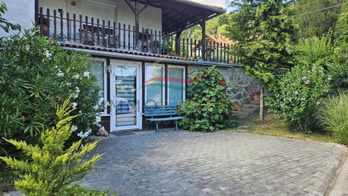 (AAA) Freistehendes Mehrgenerationenhaus in sehr guter Qualität (CM1128)