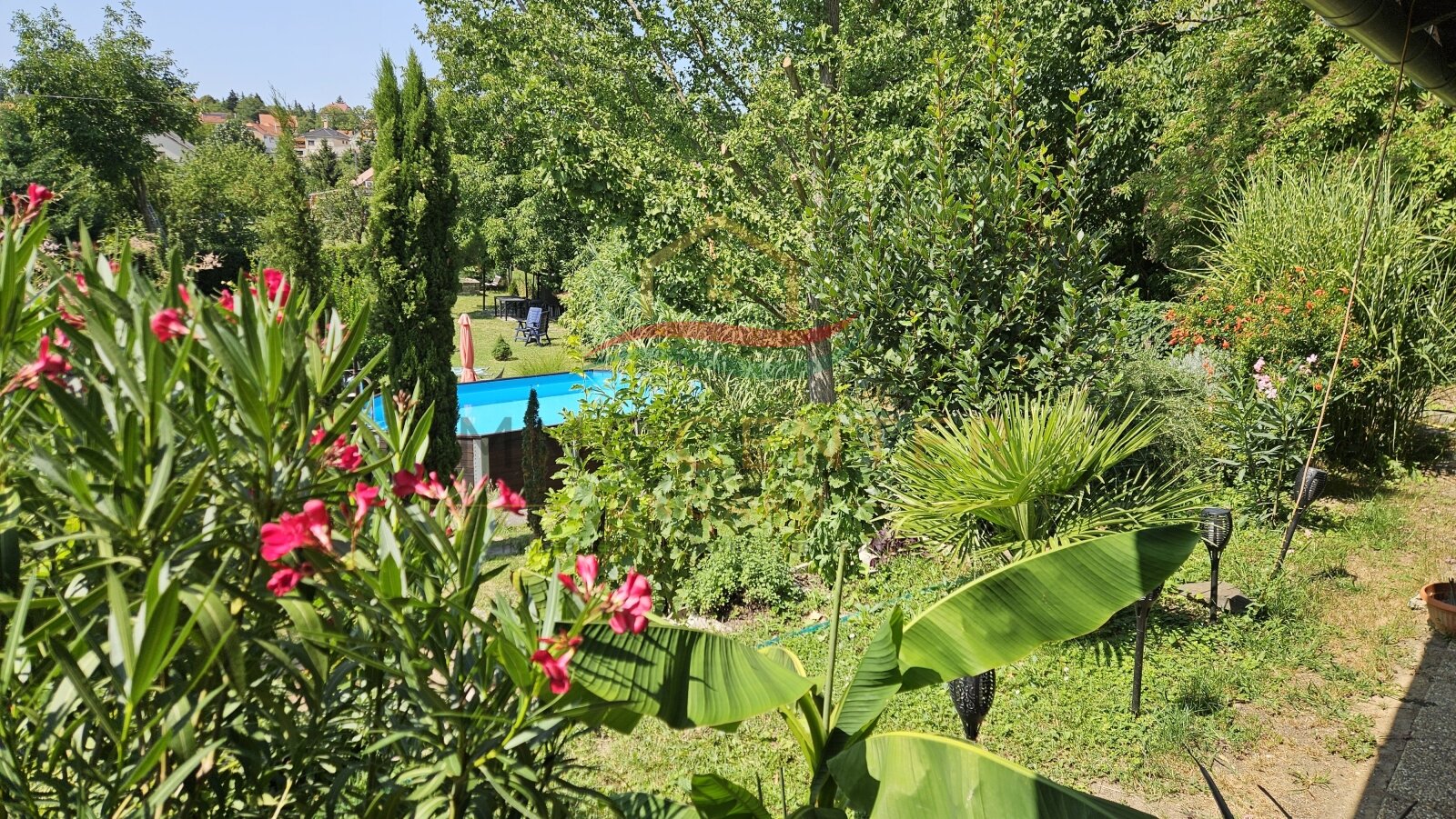 (AAA) Freistehendes Mehrgenerationenhaus in sehr guter Qualität (CM1128)