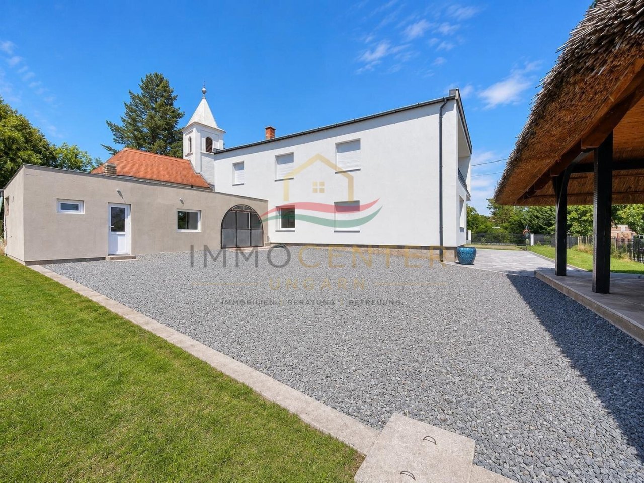 (AAA) Renoviertes Schmuckstück für 3 Parteien am Nordufer des Balaton (FAR5412)