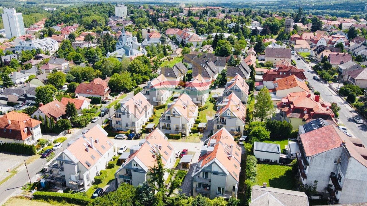 (AAA) Exklusives Galerie-Penthouse im Herzen von Hévíz (PB8797)
