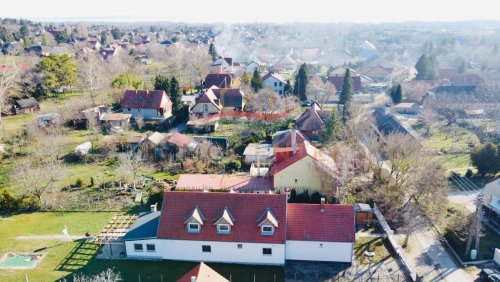 (AAA) Geräumiges Mehrgenerationenhaus in ruhiger Sackgasse (PB4749)