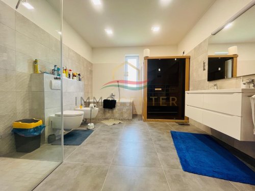 (AAA) Modernes, energieeffizientes Einfamilienhaus mit Pool und hochwertiger Ausstattung (PB3391)