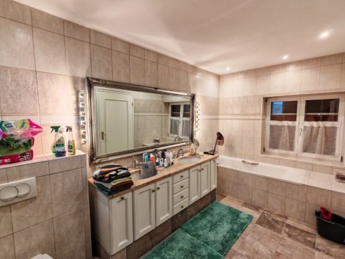 (BAA) Großes Landhaus &amp; Gäste-Apartment (CM301-2)