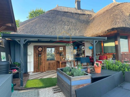 (AAA) Gemütliches Reetdachhaus mit Weitblick oberhalb vom Balaton (CM0216)