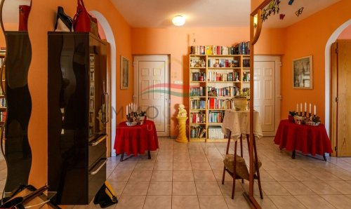 (AAA) Großes Panorama-Familienhaus in ruhiger Lage bei Héviz (33780)