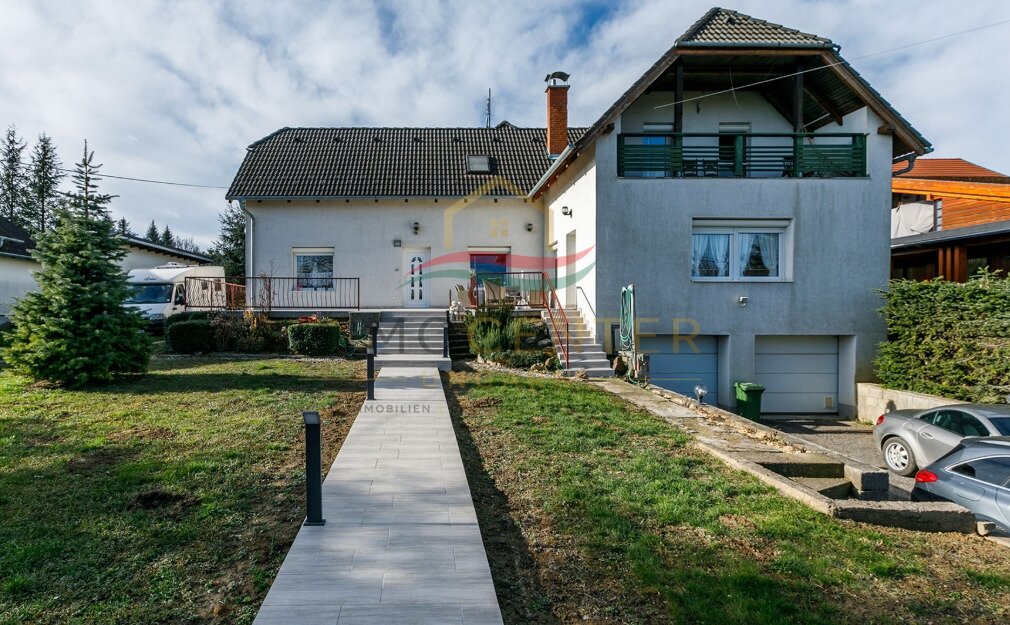 (AAA) Großes Panorama-Familienhaus in ruhiger Lage bei Héviz