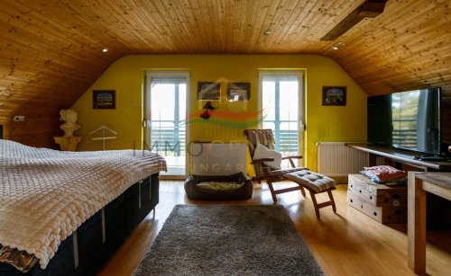 (AAA) Großes Panorama-Familienhaus in ruhiger Lage bei Héviz (33780)
