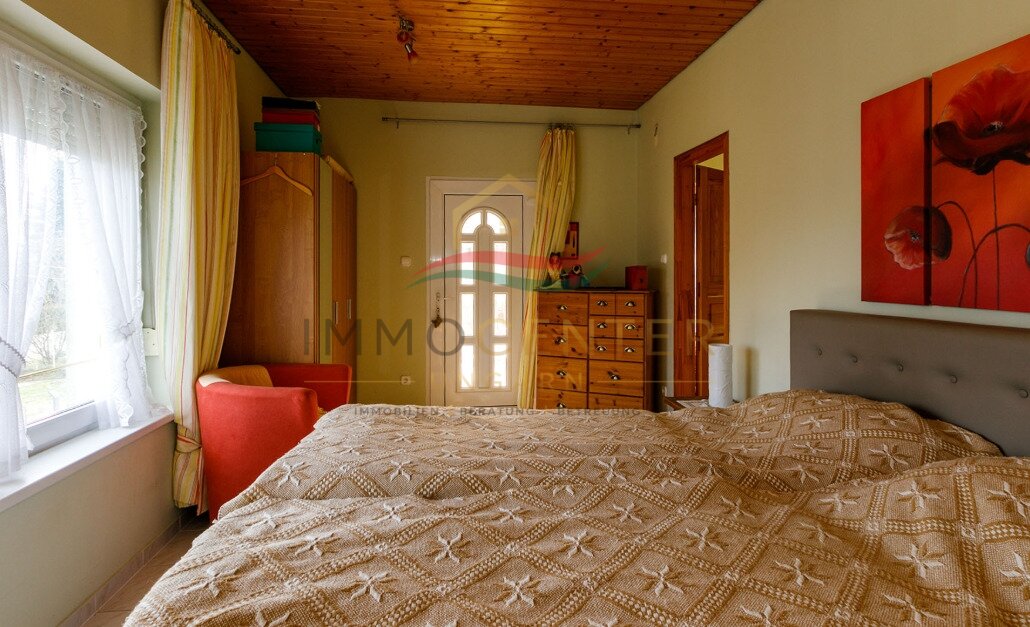 (AAA) Großes Panorama-Familienhaus in ruhiger Lage bei Héviz (33780)
