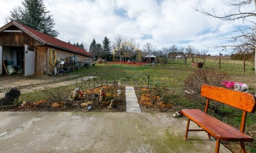(AAA) Großes Panorama-Familienhaus in ruhiger Lage bei Héviz (33780)