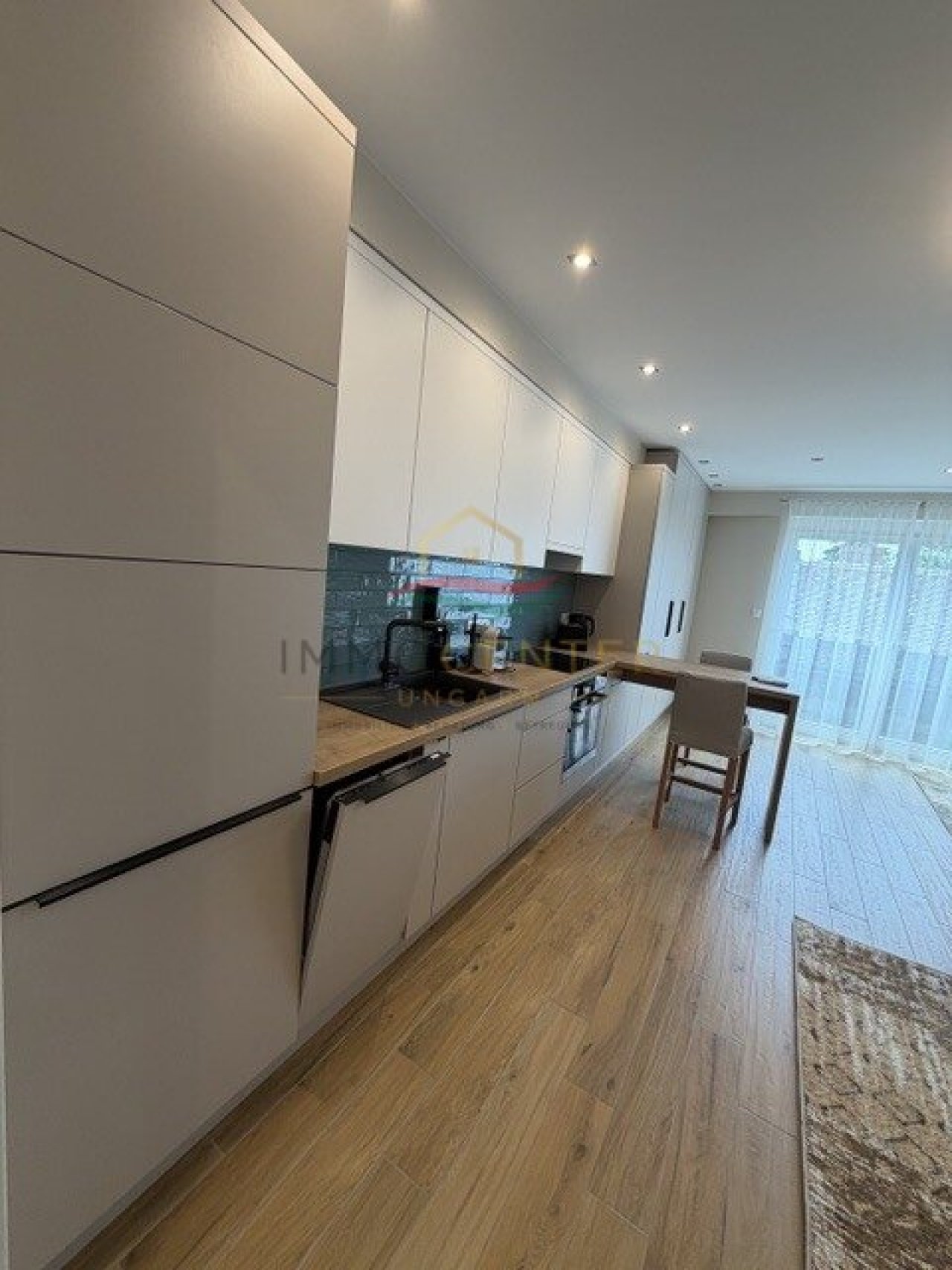 (AAB) Brandneue Premium-Wohnung am Hauptplatz der historischen Altstadt (KK0724)