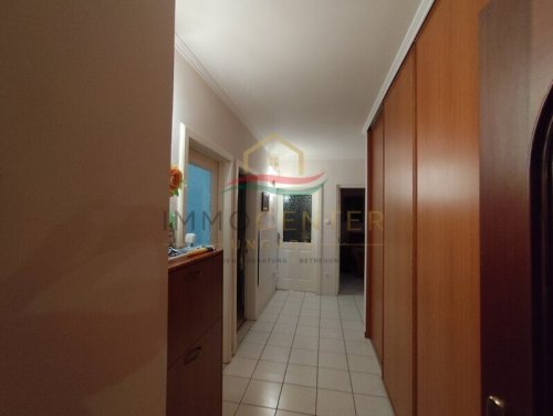 (BAA) Großzügiges Einfamilienhaus mit viel Potenzial in der Nähe von Révfalu (Lux002)