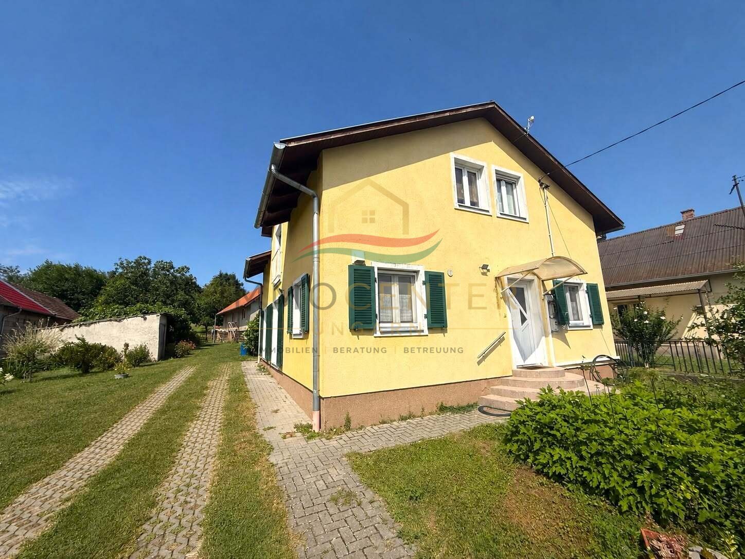(BAA) Hochwertiges Famillienhaus mit vollwertigem, bewohnbarem Nebengebäude