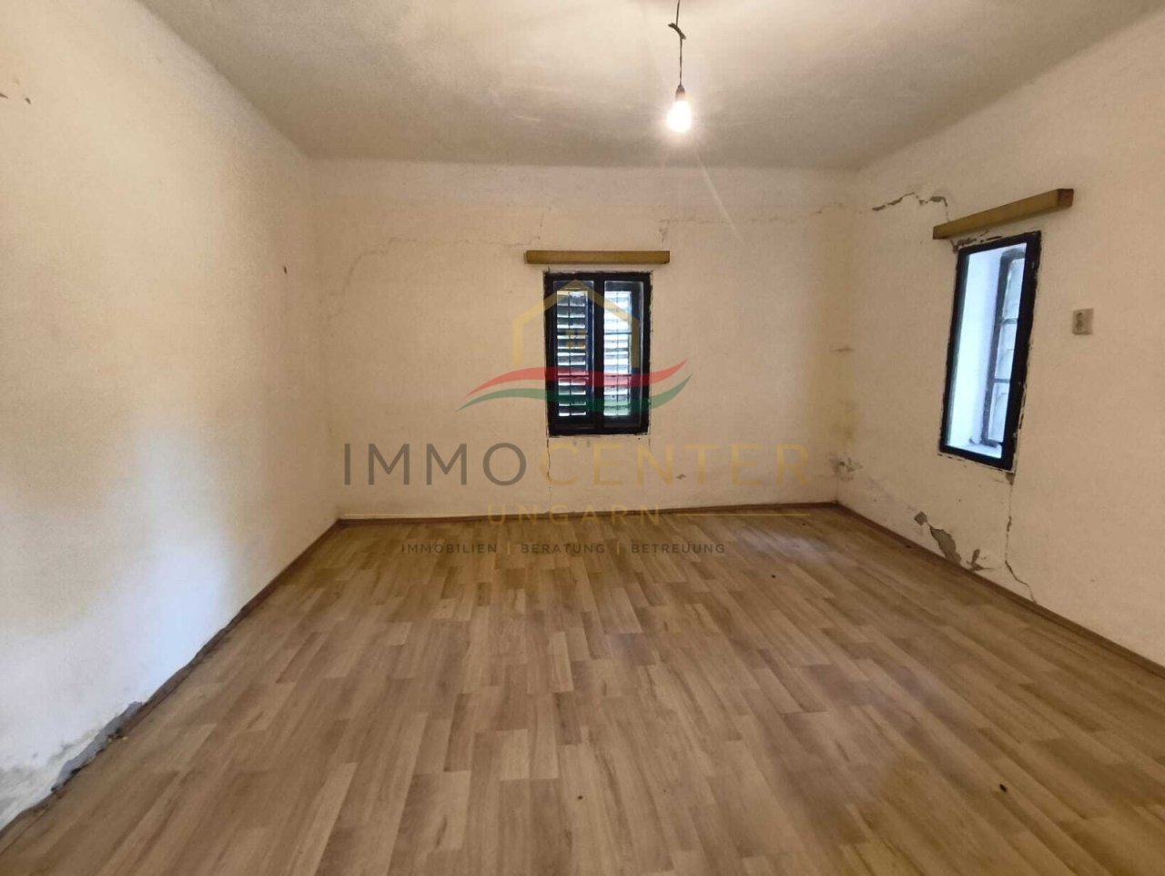 (BCA) Sanierungsbedürftiges Haus in Alleinlage (KK0703-2)