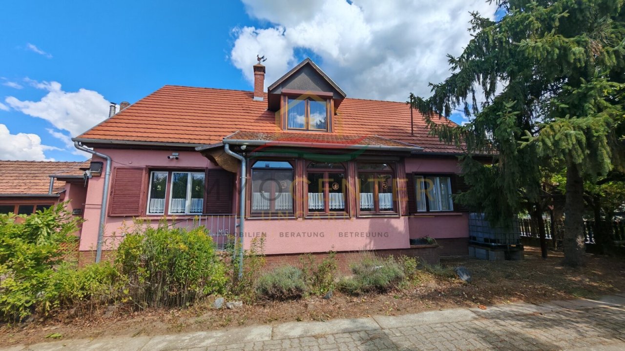 (BAA) Großzügiges Landhaus mit 4.044 m² Grundstück, Teich und zahlreichen Nebengebäuden (MW1028)