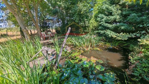 (BAA) Großzügiges Landhaus mit 4.044 m² Grundstück, Teich und zahlreichen Nebengebäuden (MW1028)