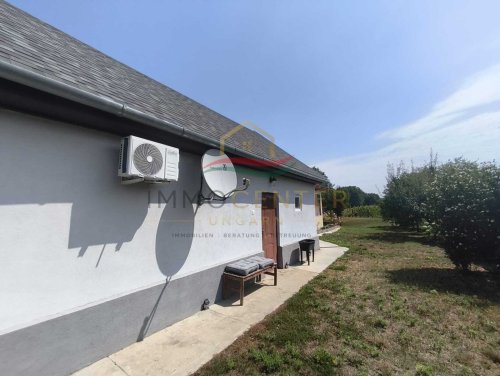 Komplett renoviertes Landhaus bei Fonyód und Balaton auf über 6.000 m² Grund (KK0728)