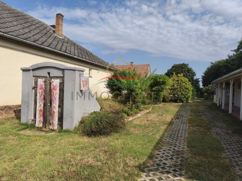 Komplett renoviertes Landhaus in ruhiger Lage (KK0727)