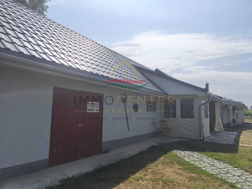 Komplett renoviertes Landhaus in ruhiger Lage (KK0727)
