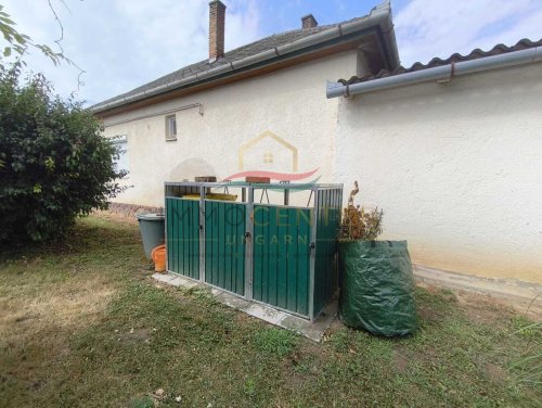 Komplett renoviertes Landhaus in ruhiger Lage (KK0727)