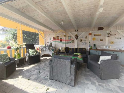 Komplett renoviertes Landhaus in ruhiger Lage (KK0727)