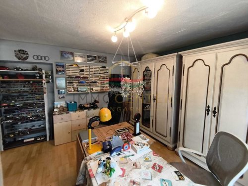 Komplett renoviertes Landhaus in ruhiger Lage (KK0727)