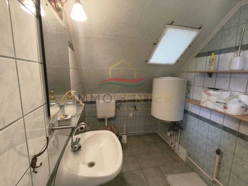 (AAA) Geräumiges Einfamilienhaus in einer ruhigen, grünen Wohngegend (KK1981)