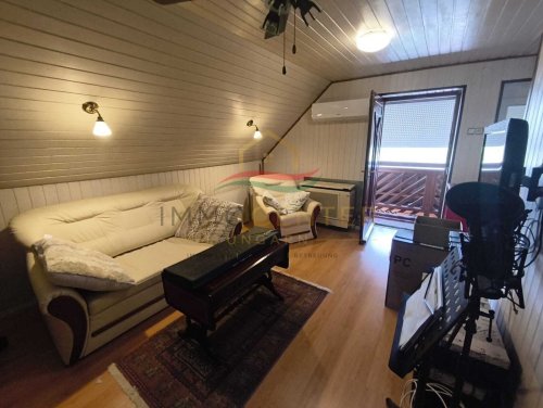 (AAA) Geräumiges Einfamilienhaus in einer ruhigen, grünen Wohngegend (KK1981)