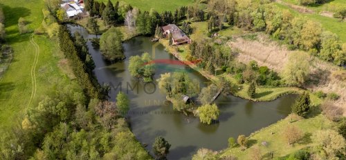 (BAA) Außergewöhnliches Landgut mit privatem Fischteich, großzügigem Grundstück und einzigartiger Naturlag (33916)