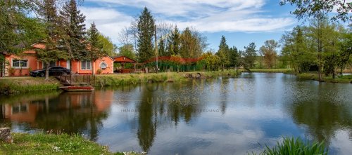 (BAA) Außergewöhnliches Landgut mit privatem Fischteich, großzügigem Grundstück und einzigartiger Naturlag (33916)