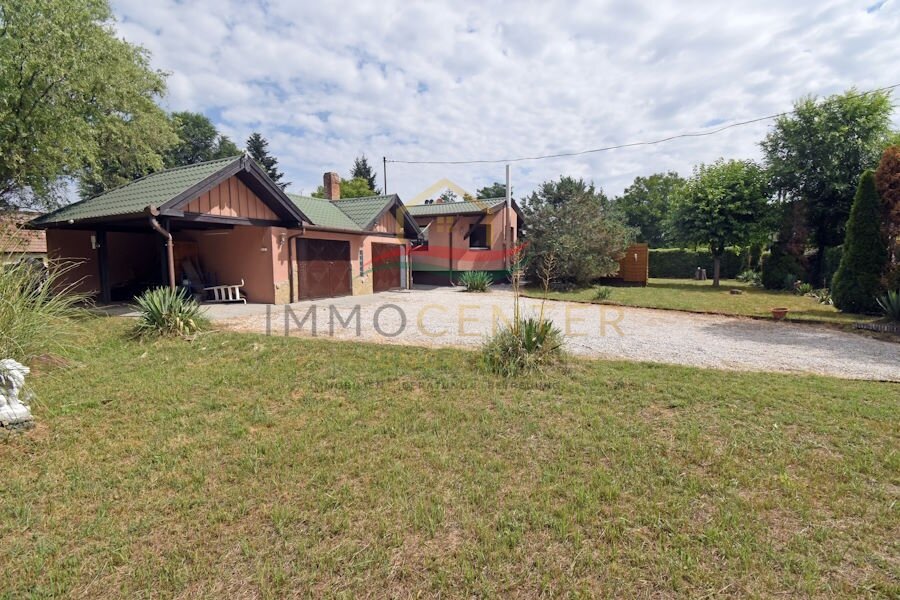 (BAA) Renoviertes Landhaus mit Pool – nur ein Nachbar: ruhig wohnen nahe Balaton