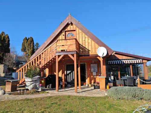 (AAA) Romantisches Reetdachhaus mit Balaton-Panorama (CM185-6)