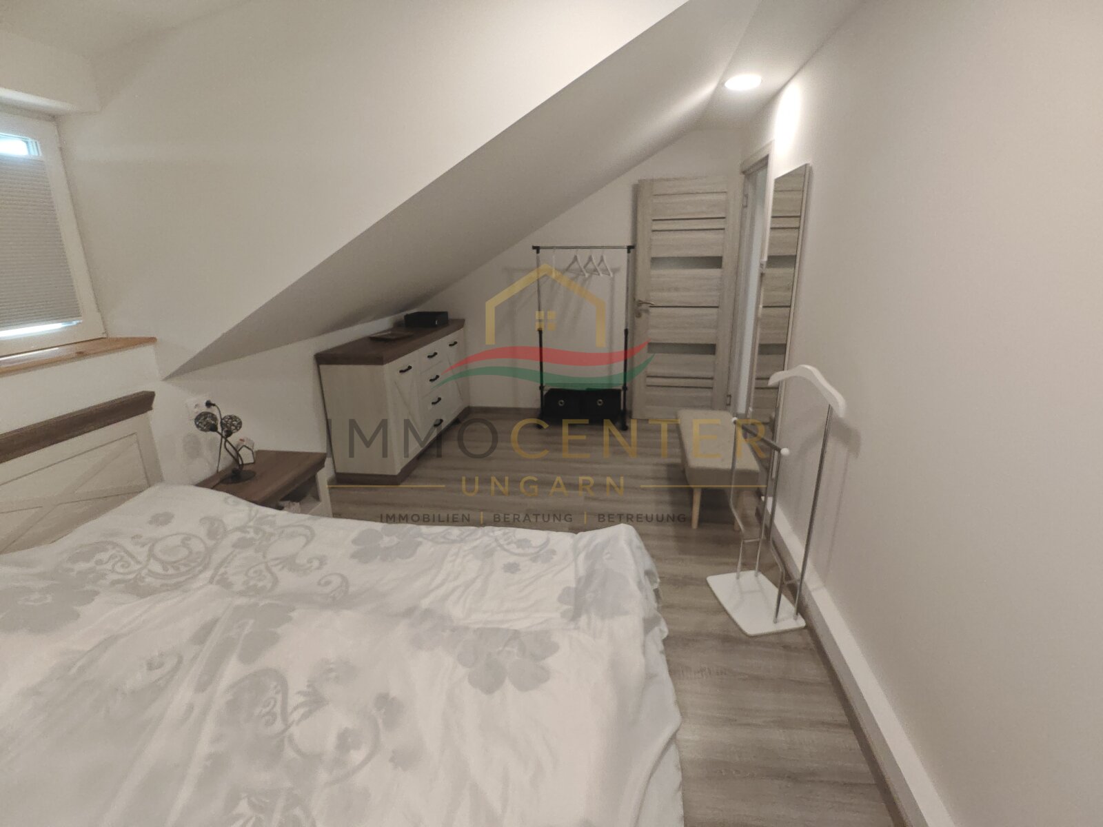(AAA) Neubau: Hochwertig ausgestattetes Landhaus in ruhiger Lage (CM8782)