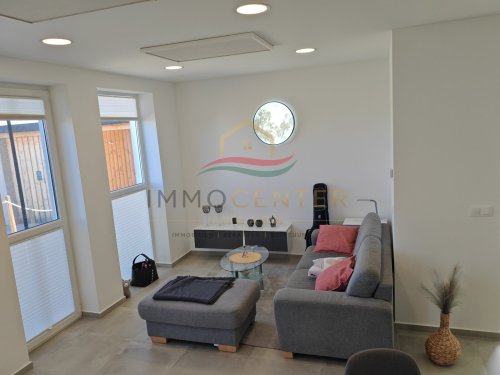 (AAA) Neubau: Hochwertig ausgestattetes Landhaus in ruhiger Lage (CM8782)