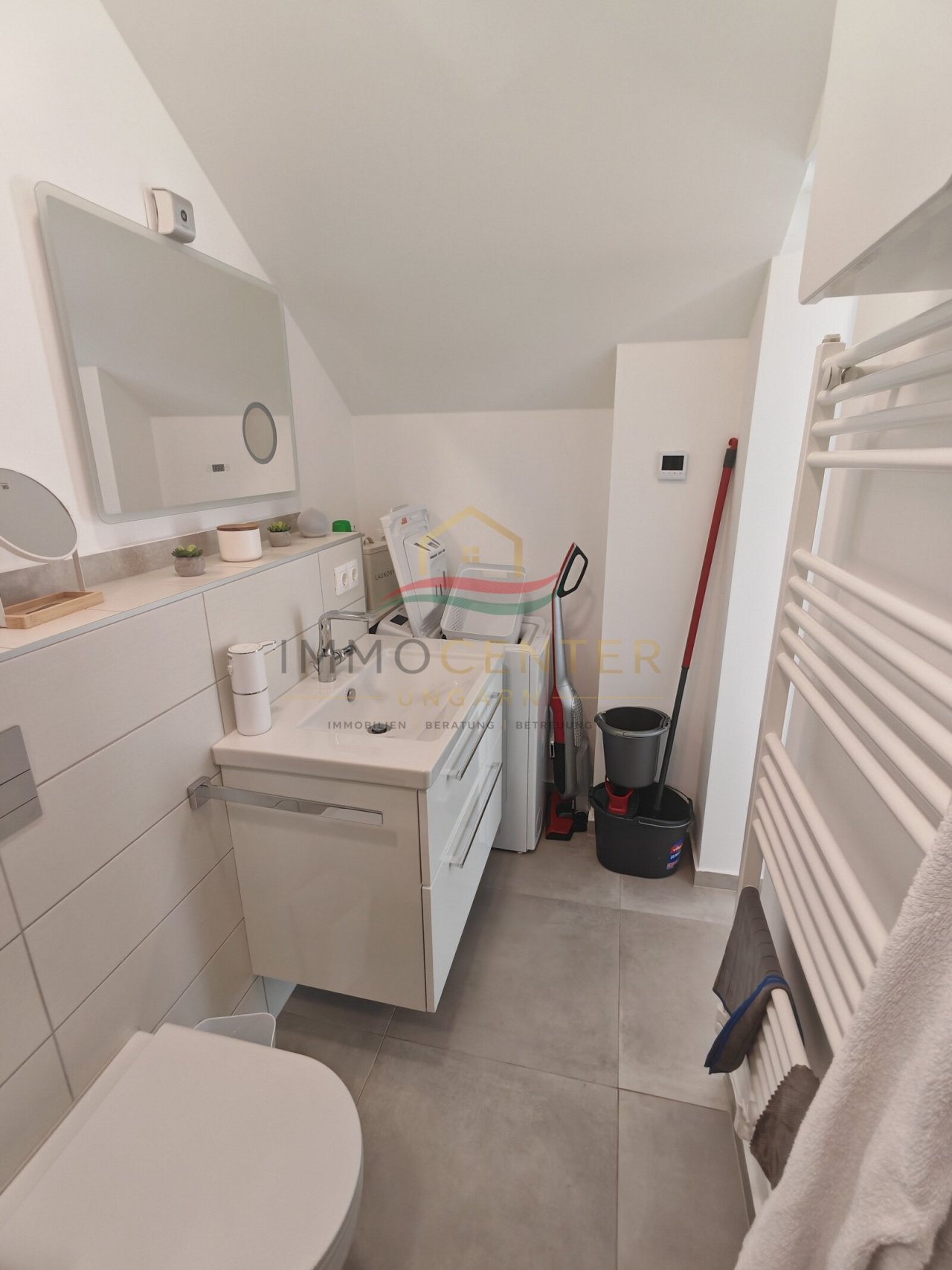 (AAA) Neubau: Hochwertig ausgestattetes Landhaus in ruhiger Lage (CM8782)
