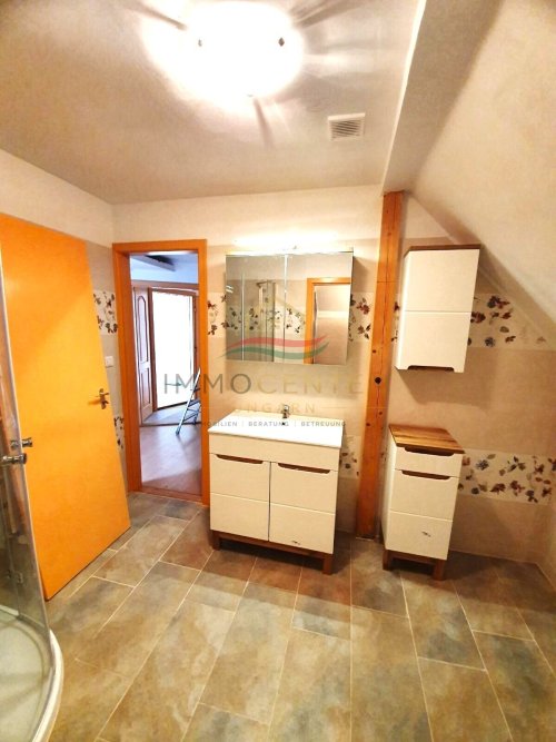 (AAA) Ungarn - nähe Hévíz - 3 Zimmer DG Wohnung mit Balkon (KK0831)