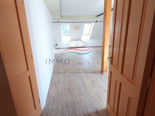 (AAA) Ungarn - nähe Hévíz - 3 Zimmer DG Wohnung mit Balkon (KK0831)