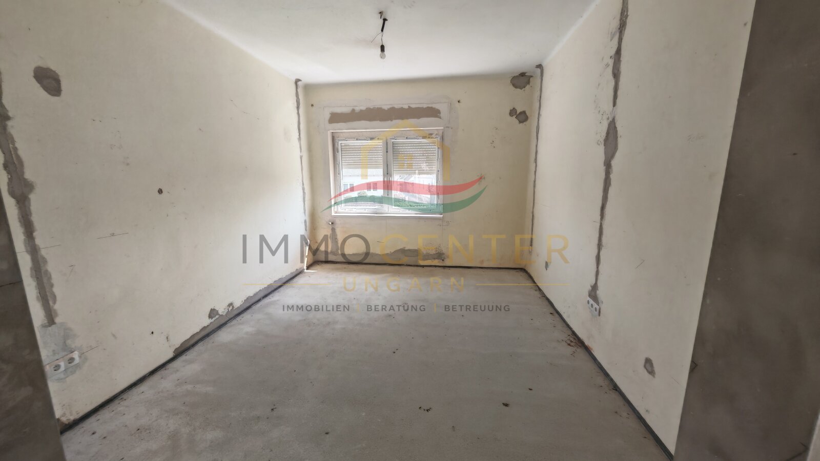 (BBA) Einfamilienhaus mit Nebengebäude zum fertig ausbauen (MW1029)