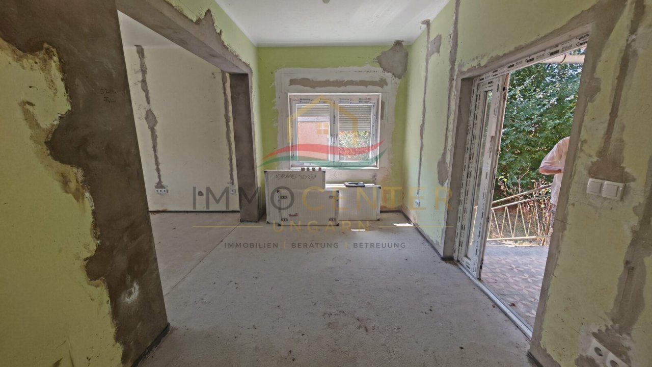 (BBA) Einfamilienhaus mit Nebengebäude zum fertig ausbauen (MW1029)