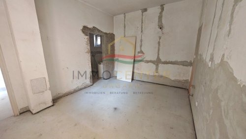 (BBA) Einfamilienhaus mit Nebengebäude zum fertig ausbauen (MW1029)