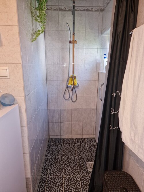 (AAB) Großes Landhaus mit Pool in ruhiger Lage bei Heviz (HCM306-4) — Bad unten