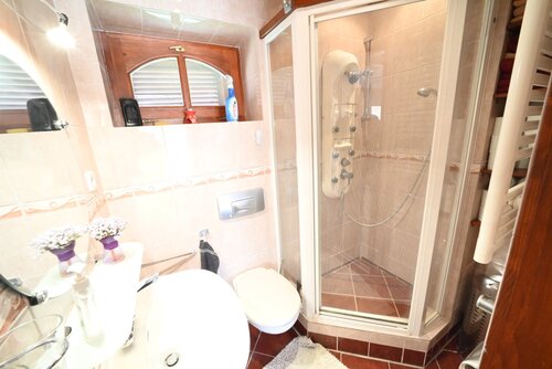 (AAAB) Wunderschönes ungarisches Landhaus mit großem Grundstück und Pferdeboxen (HCM307-5) — Badezimmer 2